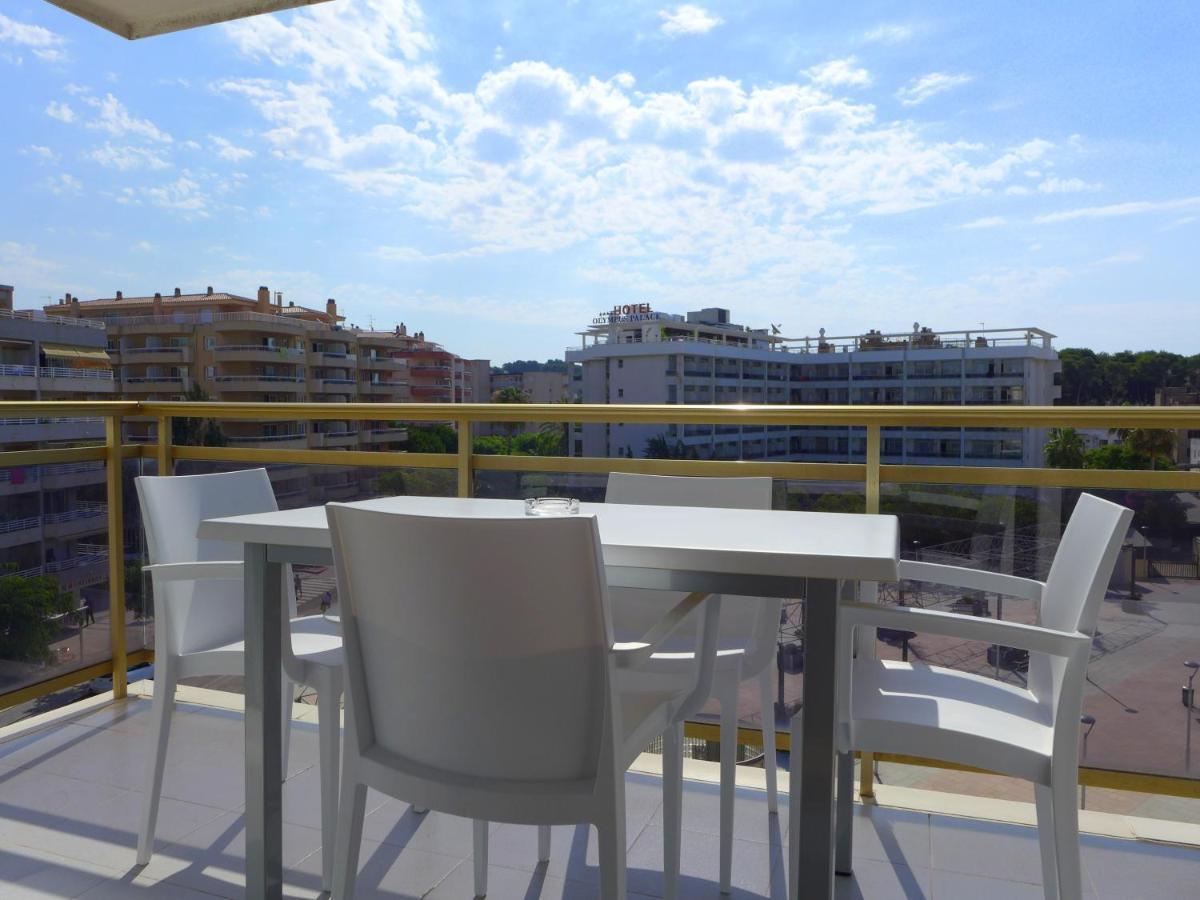 Rentalmar Navarra Family Suites Салоу Номер фото